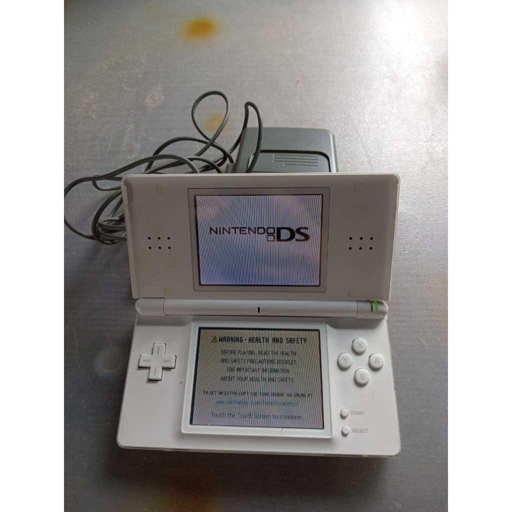 Nintendo DS Lite