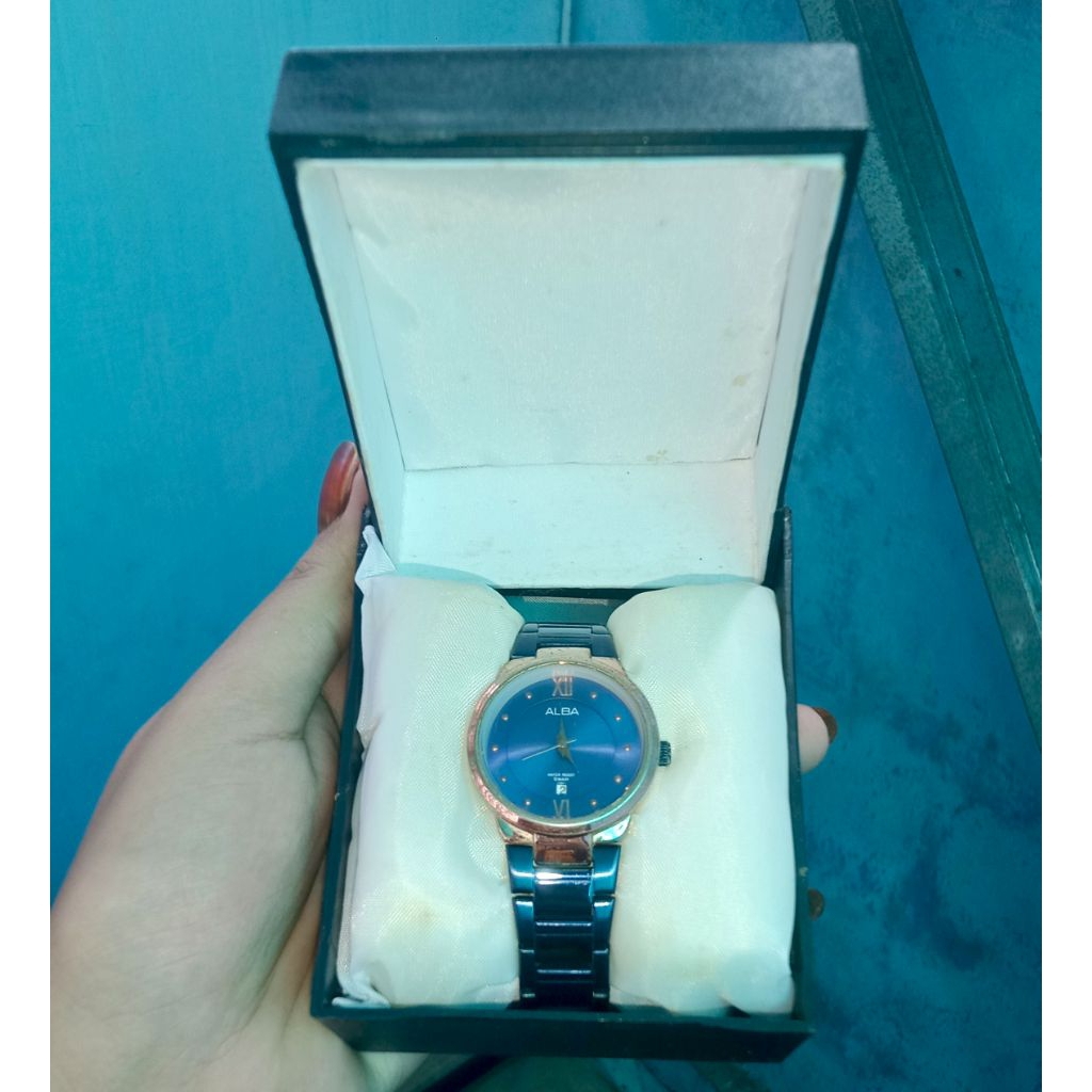 jam tgn Oriflame original dan jam tgn ALBA (booked)