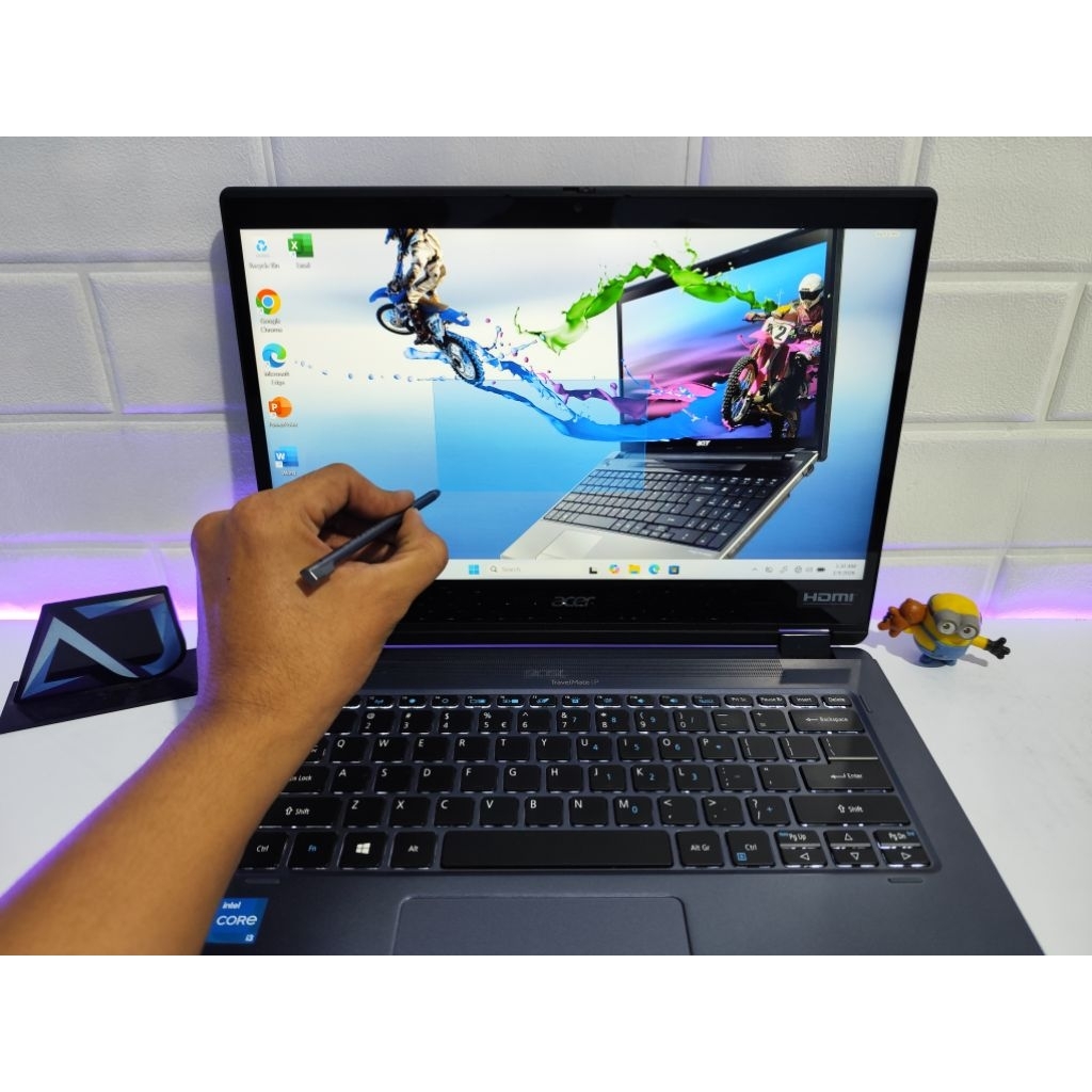 laptop Acer intel Core i3 Ram 16GB, SSD 256GB Touchscreen 360% Kondisi norm siap pakai