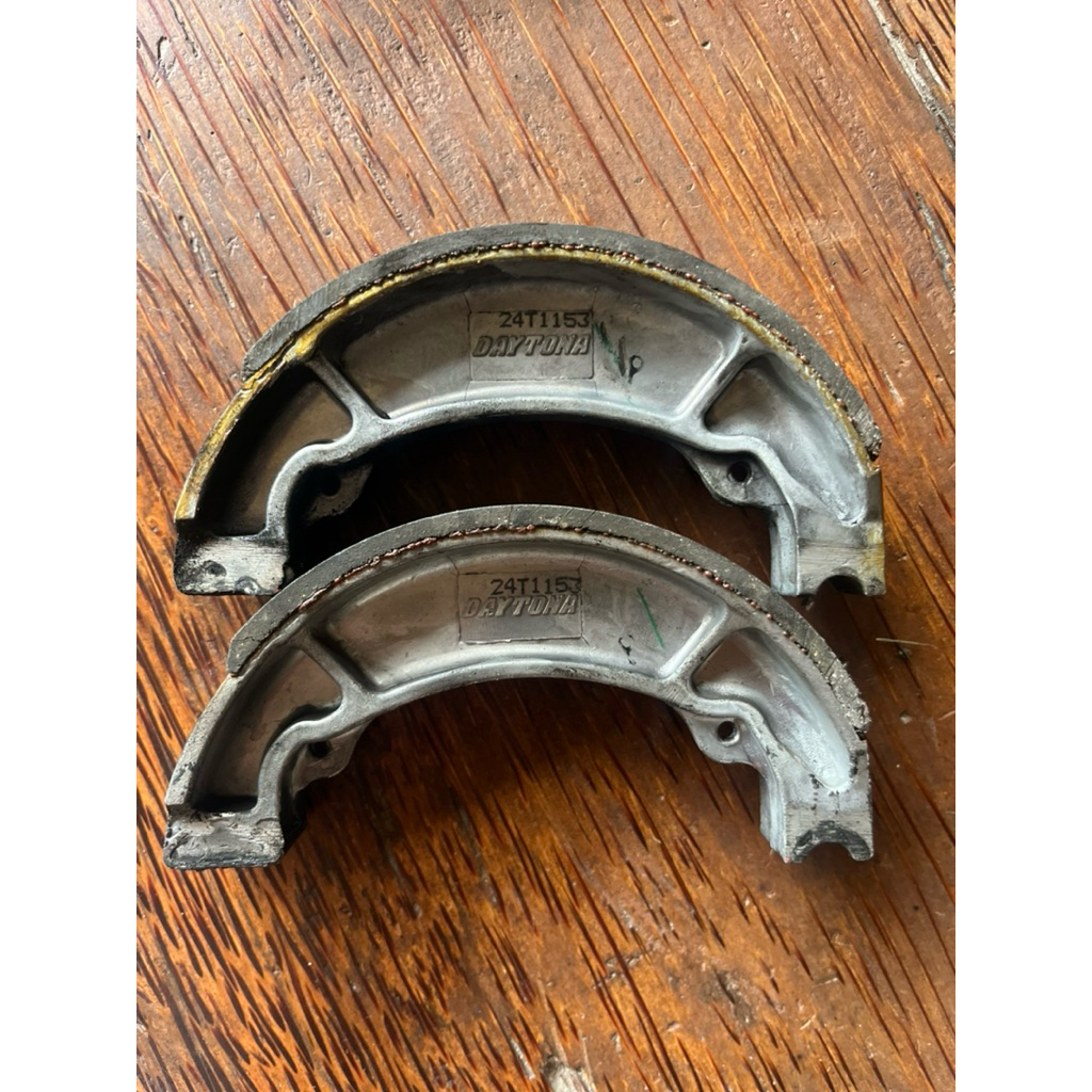 kampas rem daytona vario 125 led