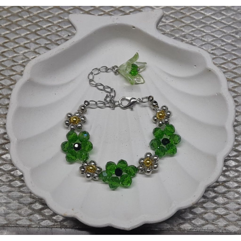 Flower Beads Bracelet