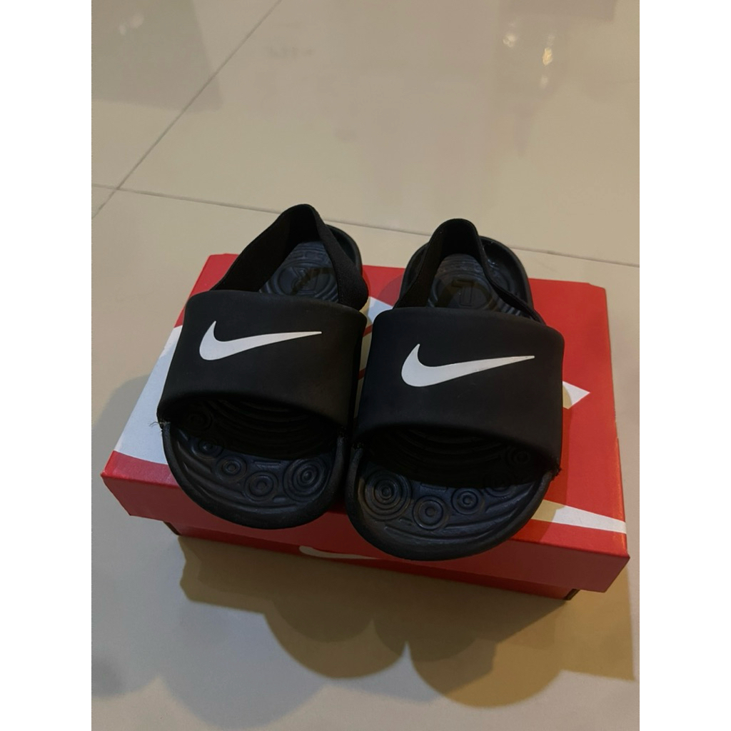 sendal nike kawa baby/anak preloved