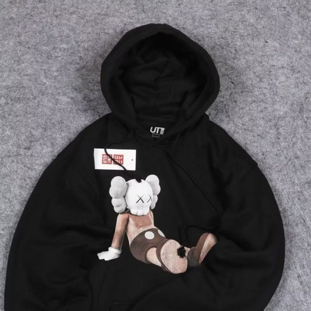 JAKET HOODIE UNIQLO KAWS PRIA WANITA / COTTON FLEECE TEBAL