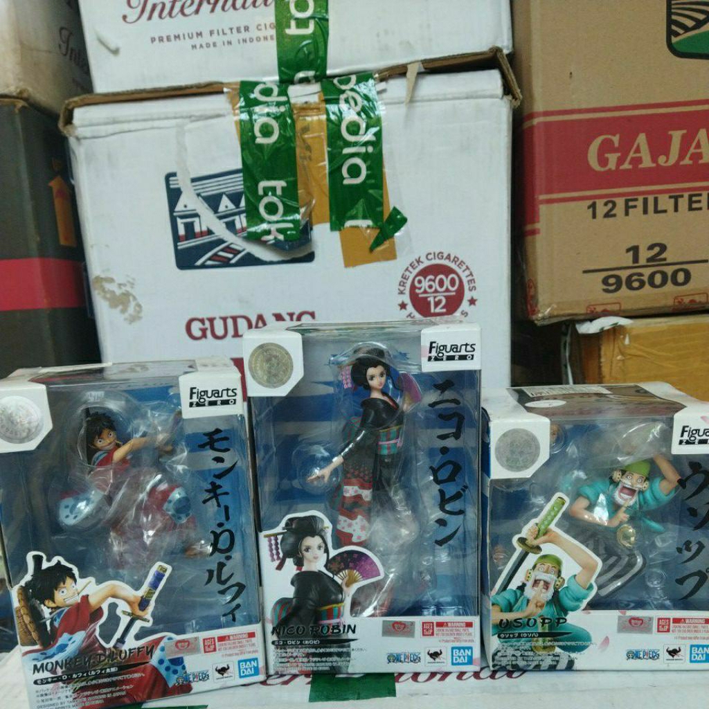 ACTION FIGURE ONE PIECE FIGUARTS ZERO NICO ROBIN USOPP