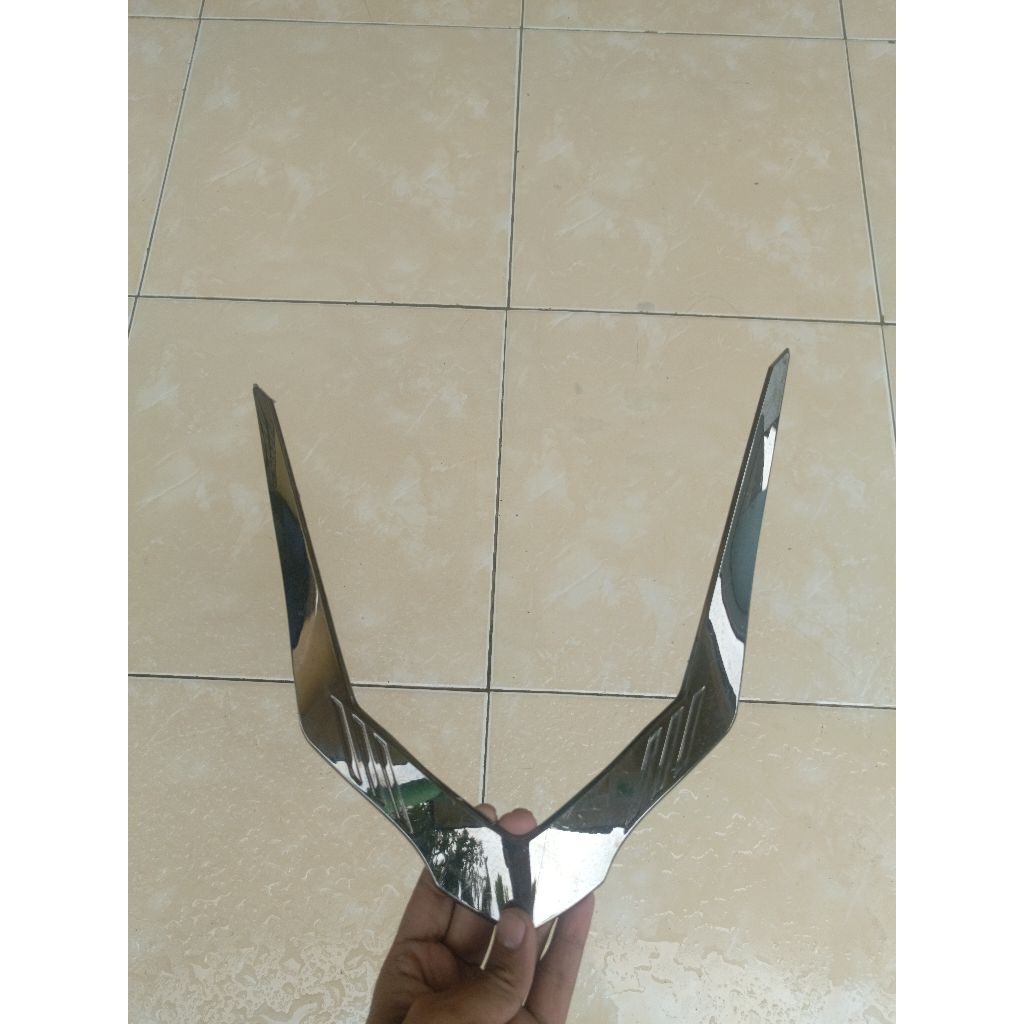 Garnish Headlight garnis lampu depan Honda Vario 160 Garnis Vario 160 Garnish Honda Vario 160 Origin