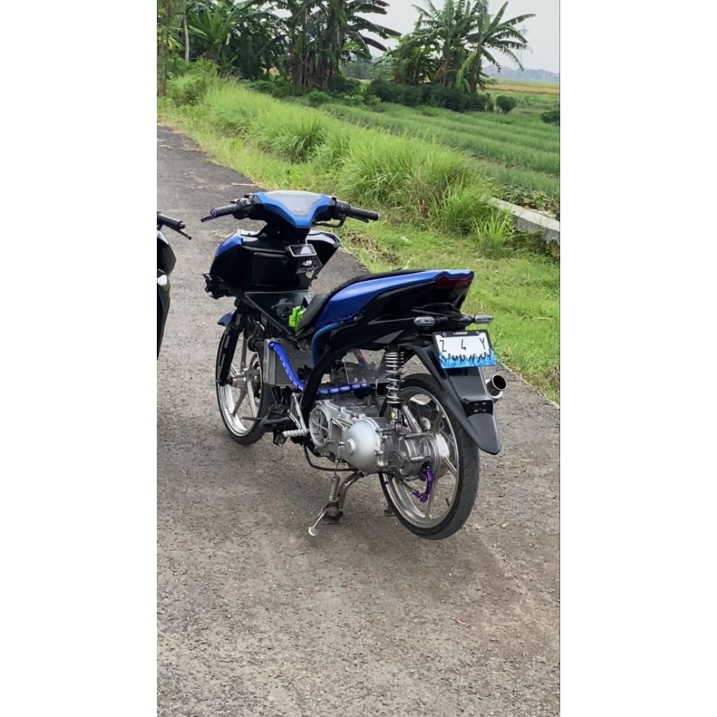 VND AK55 R17 SET BAN DB MAXIS FICTRA