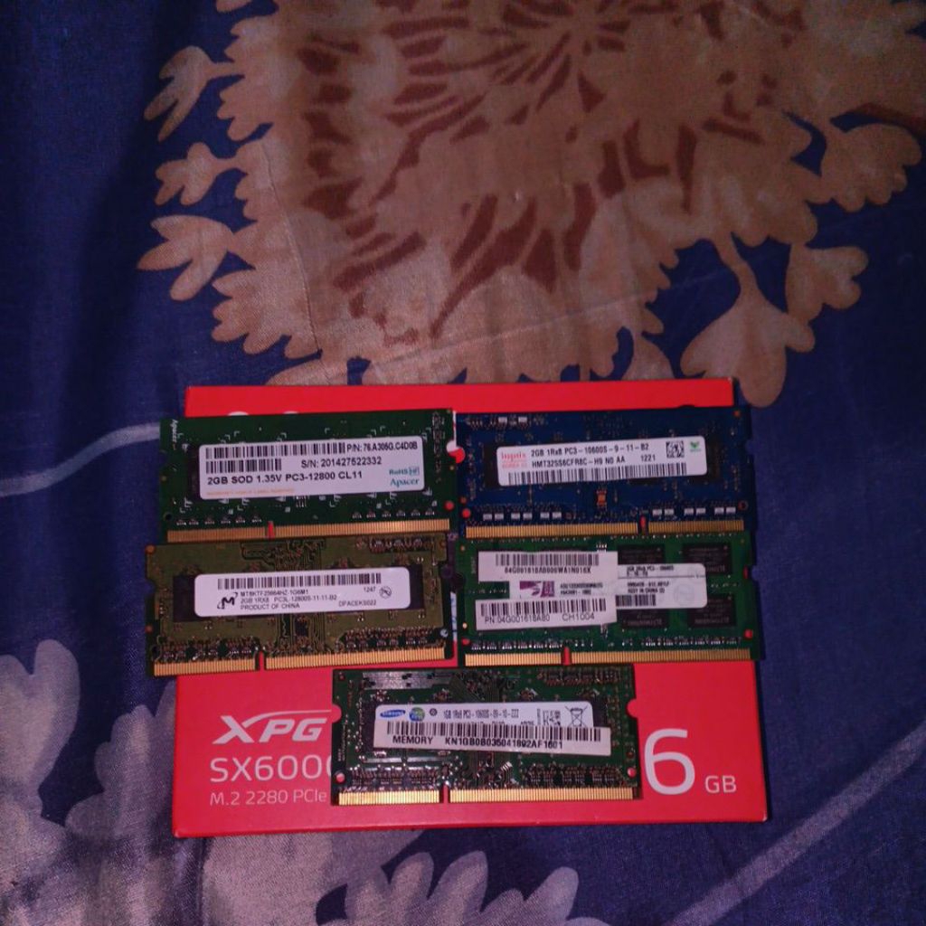 Di jual borongan 4 unit Ram laptop 2Gb DDR3 PC 12800, PC 10600 (Bonus Ram Laptop 1Gb DDR3)