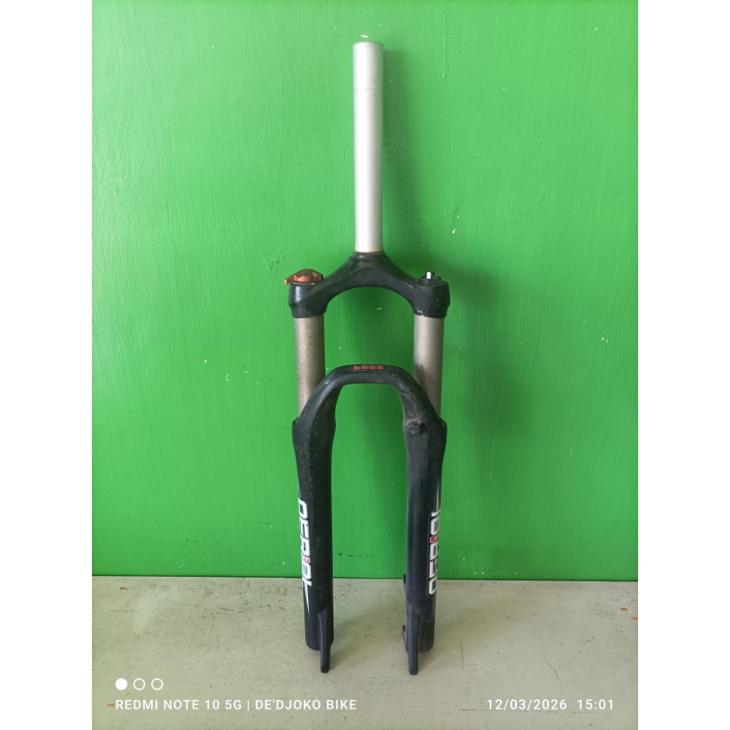 Fork Angin RST Aerial