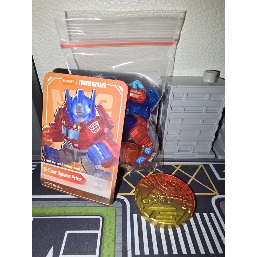 BRILLIANT OPTIMUS PRIME, DENGAN KOIN JETFIRE PESAWAT