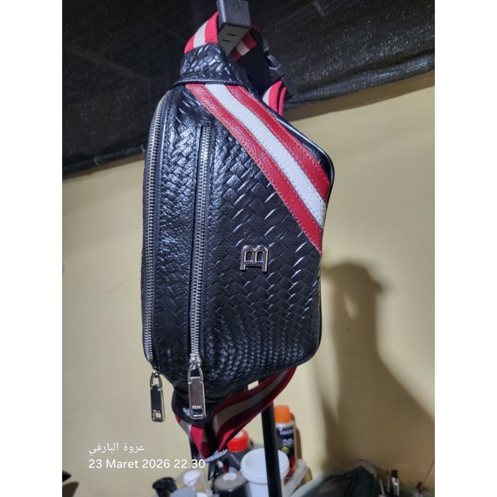Tas Pinggang Pria/WB BELLONG full kulit Hitam
