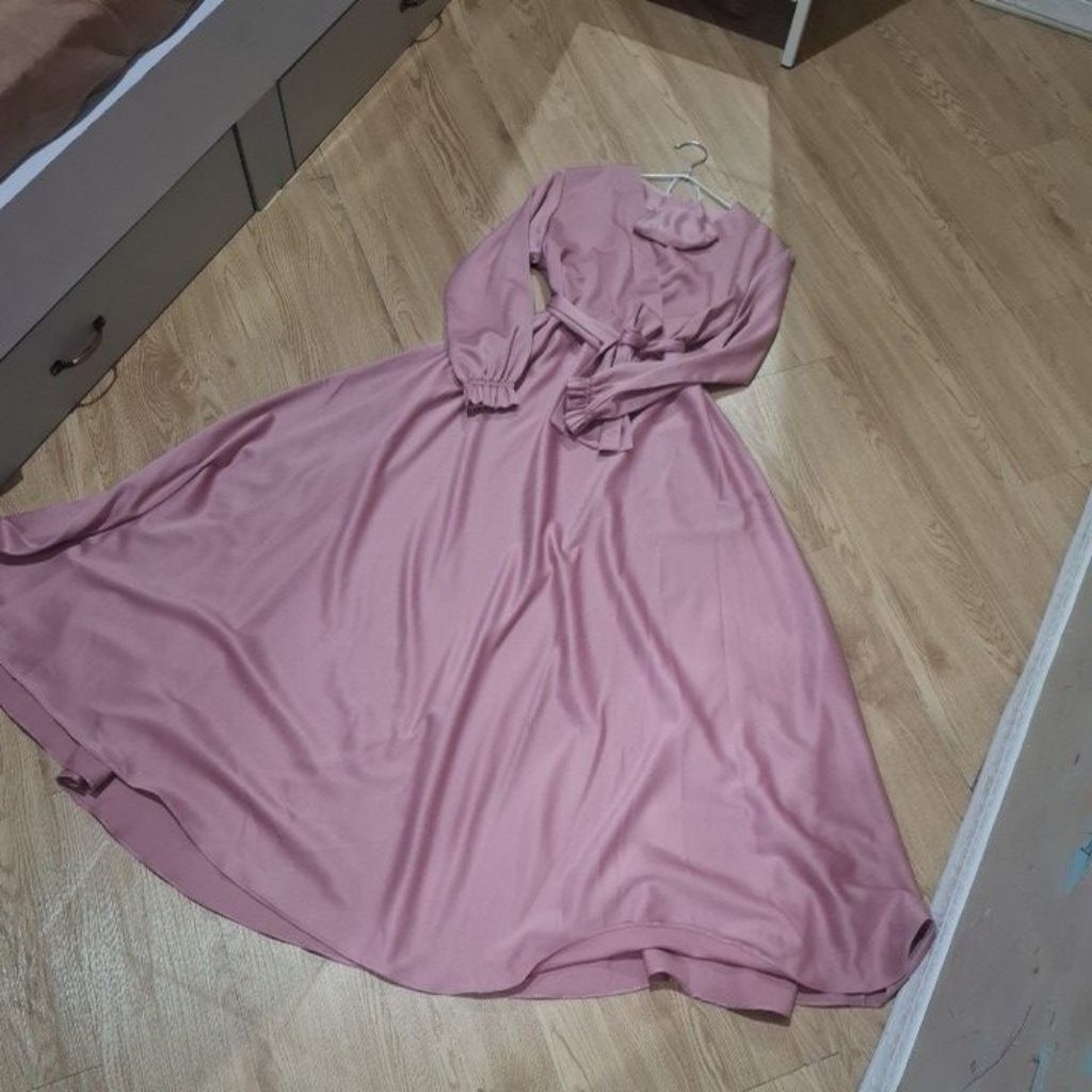 Pink Dress Satin Premium