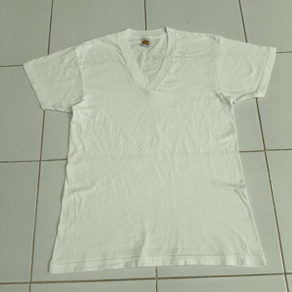 Kaos Polos Cewe GT hawkins preloved