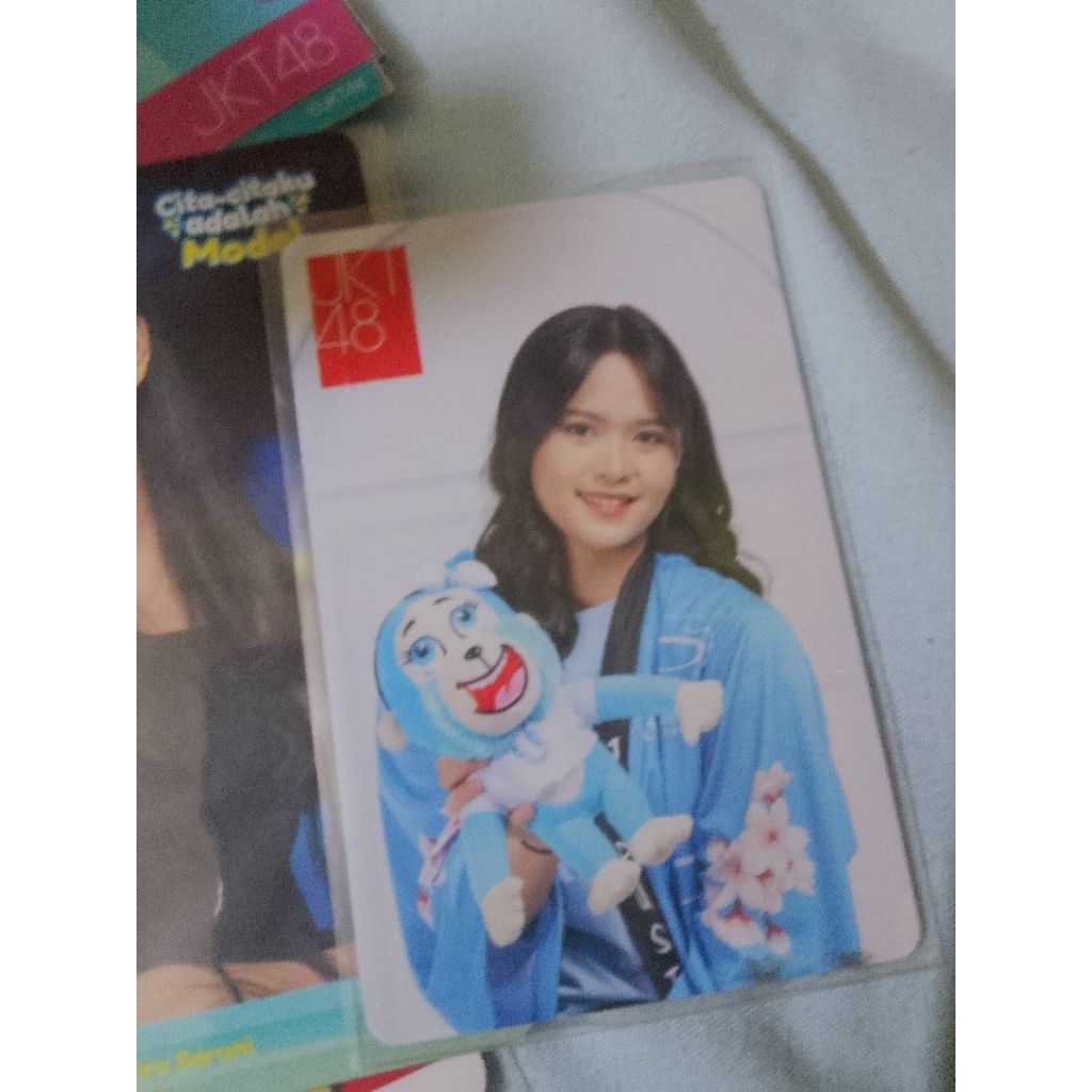 photocard adel j trust bnk