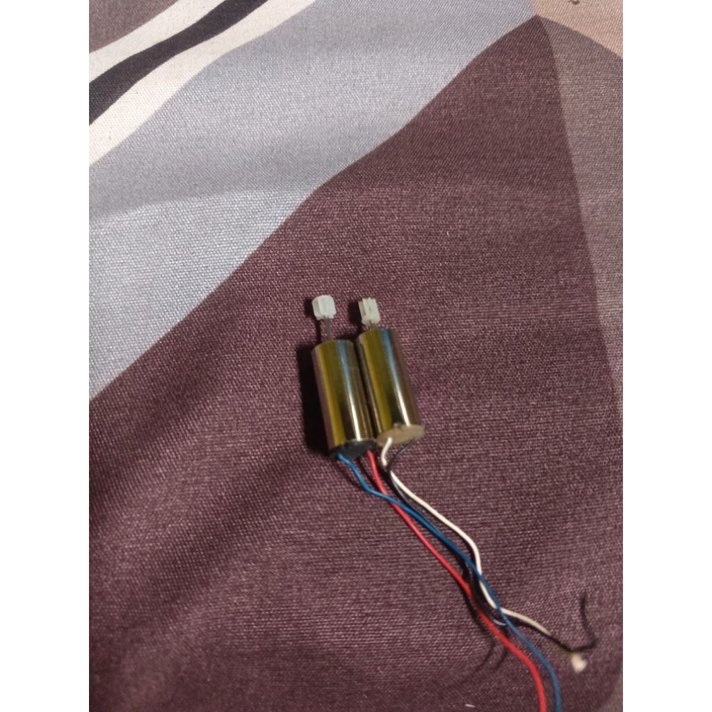 DINAMO BEKAS COPOTAN DRONE ATAU HELI MINI DC 716 BERPUTAR DENGAN NORMAL