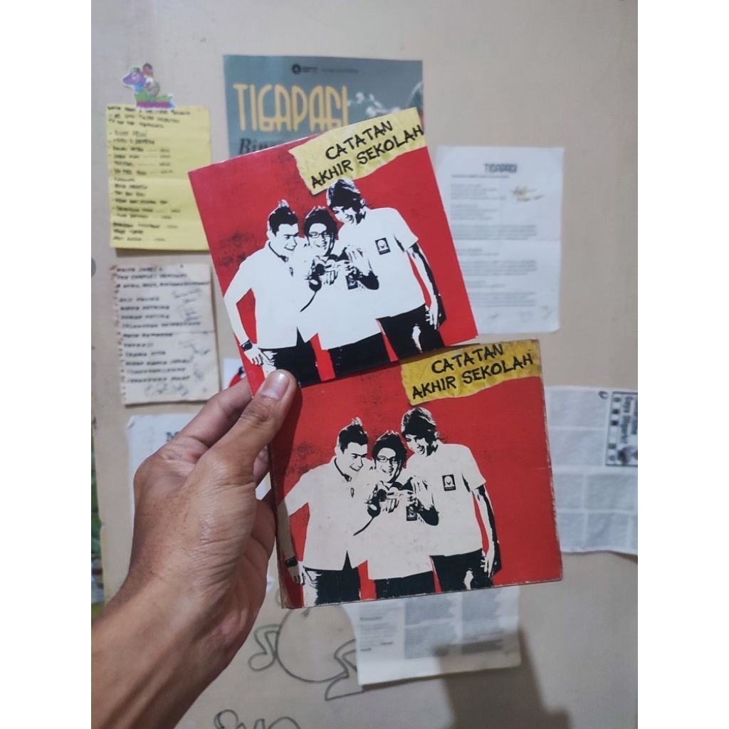 CD musik catatan akhir sekolah