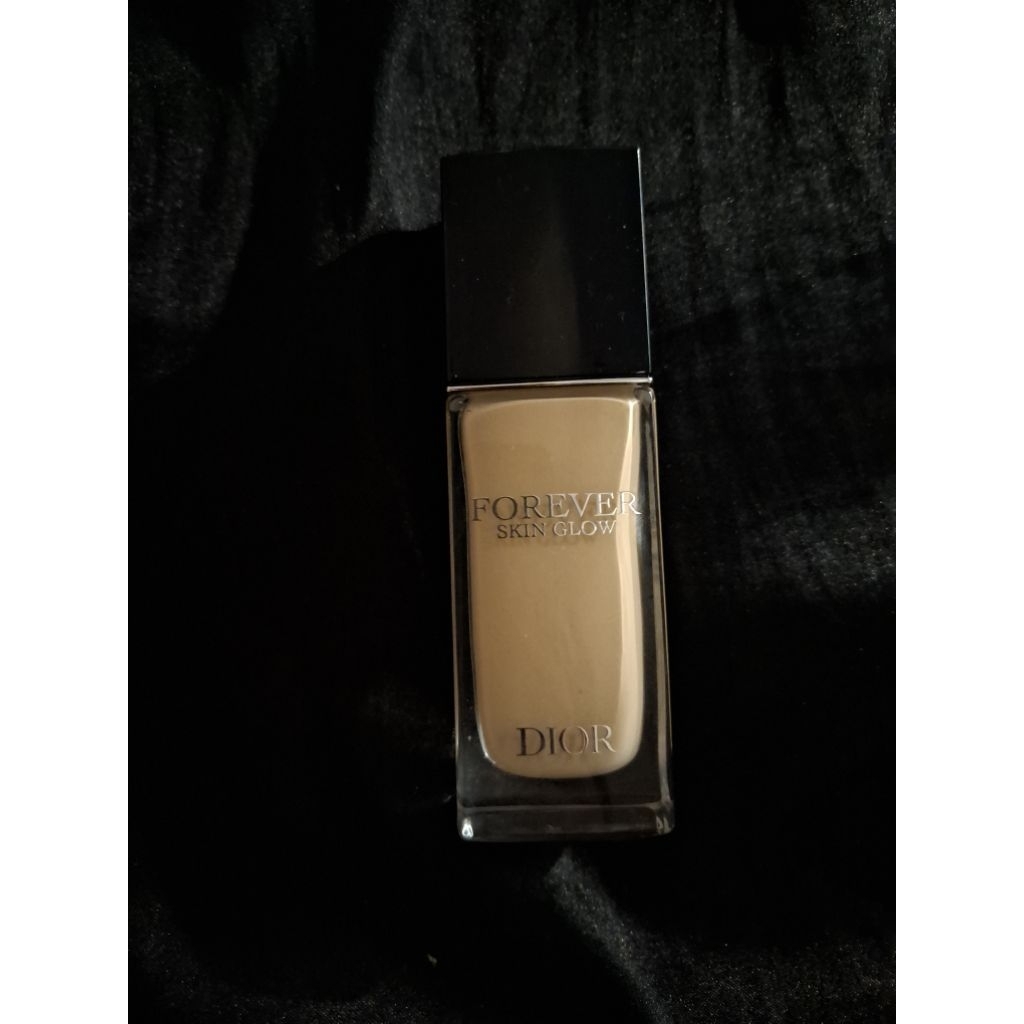 Dior Forever Skin Glow Foundation (Preloved)