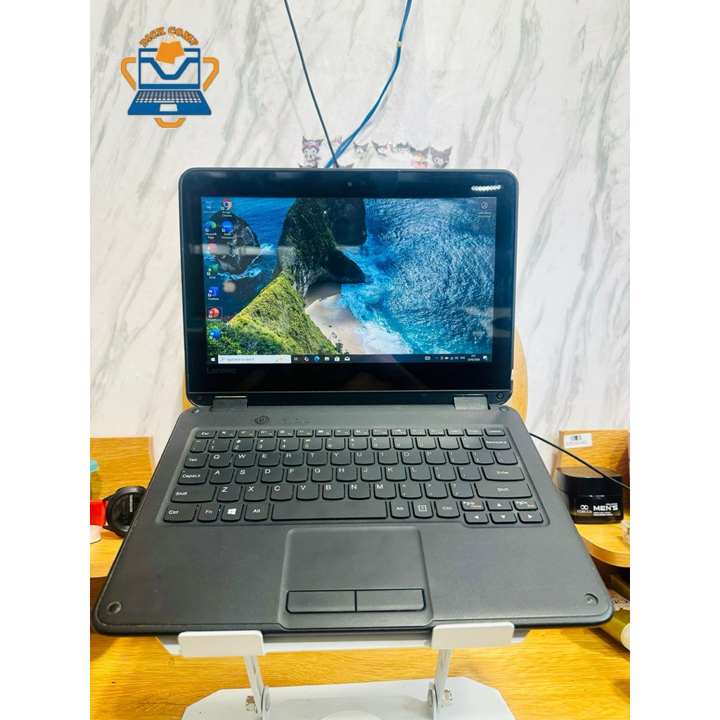 Lenovo 300e. pentium N4200. ram 4/128gb ssd. normal