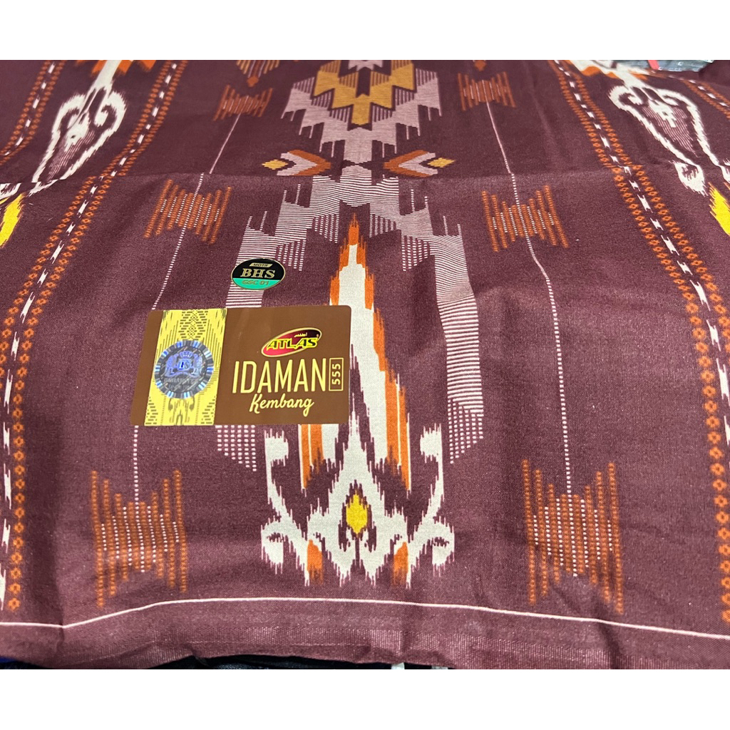 sarung atlas idaman 555 kembang