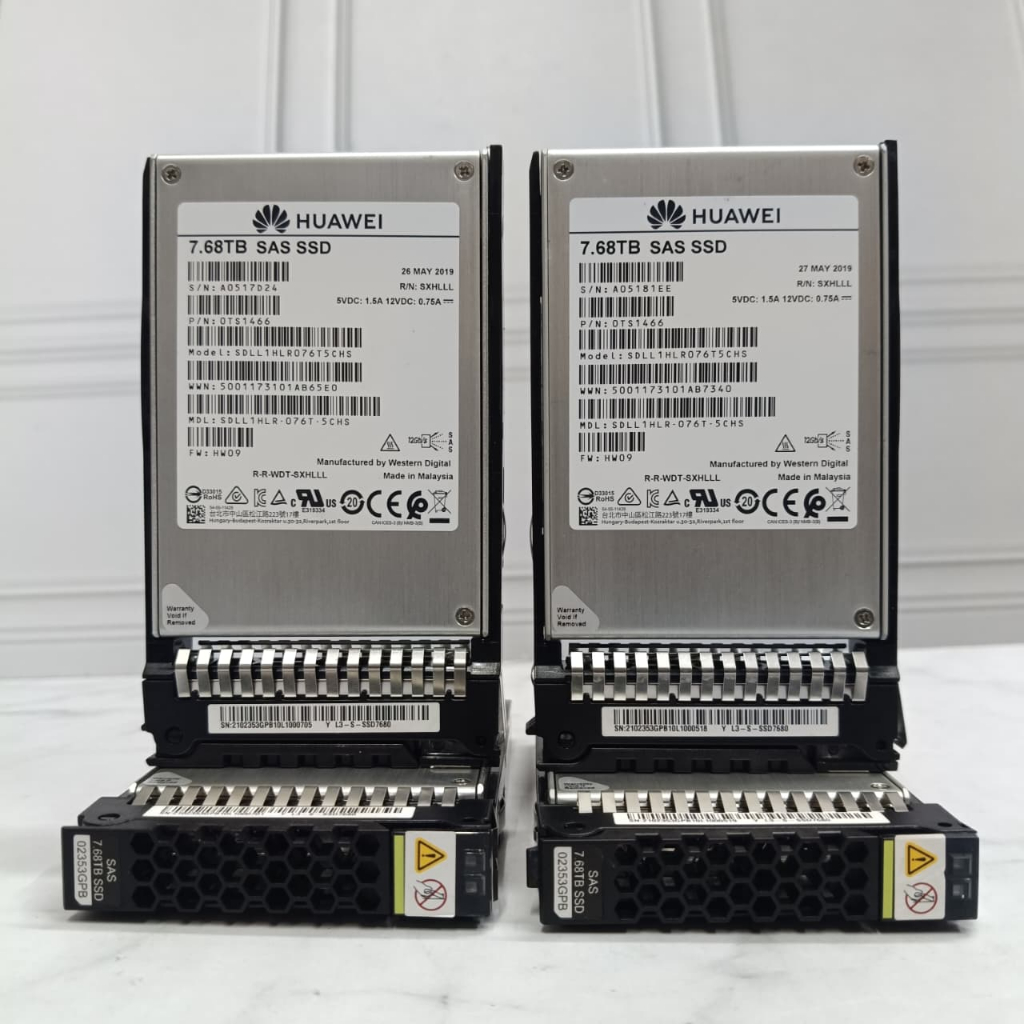 SSD SAS Huawei Enterprise 7.68TB 12Gb/s Model : SDLL1HLR07675CHS 2.5 inci + Bracket