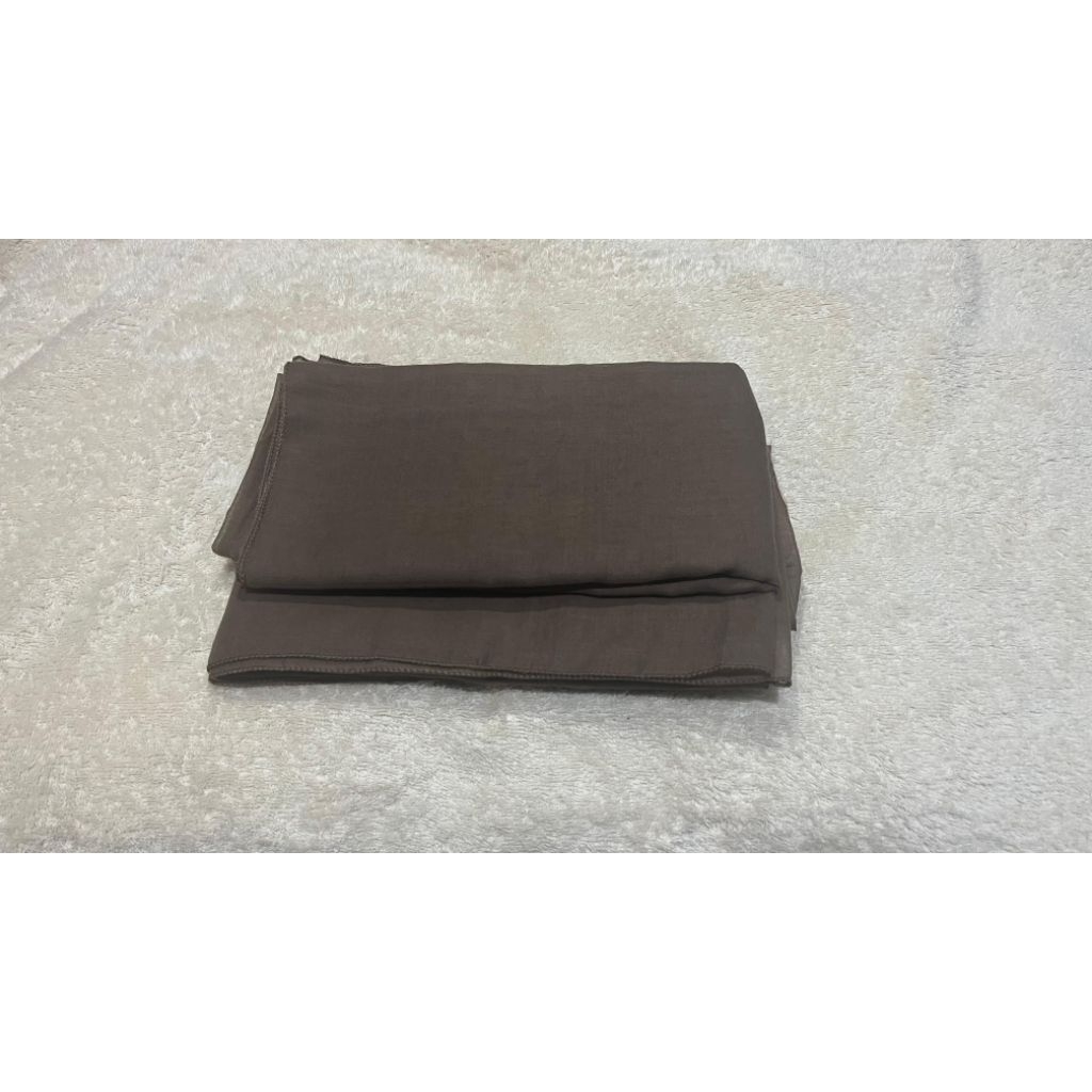 Jilbab Paris Jadul Old Segiempat Premium Warna Latte Nude