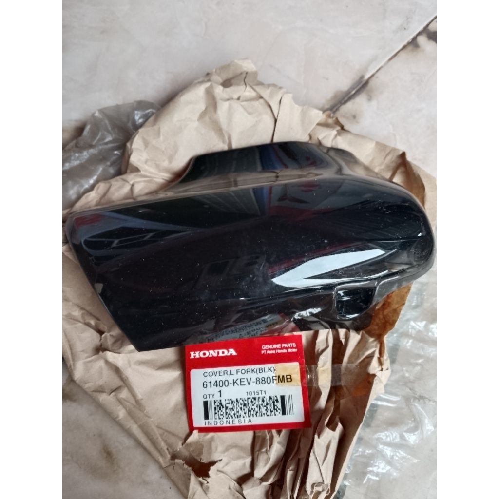 Cover Slebor Tutup Fork depan KIRI Honda Supra X 100 Old lama Hitam 61400-KEV-880FMB