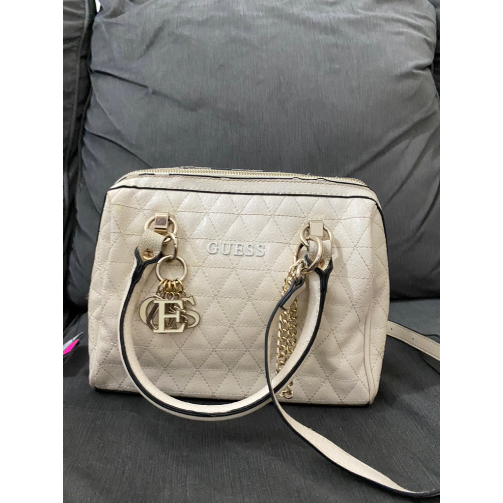 Tas Guess putih replika preloved