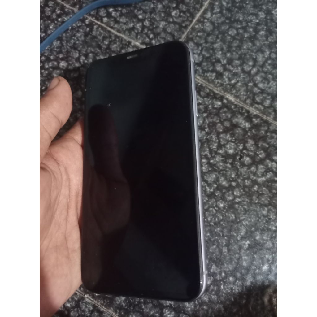 iphone 11 lock matot