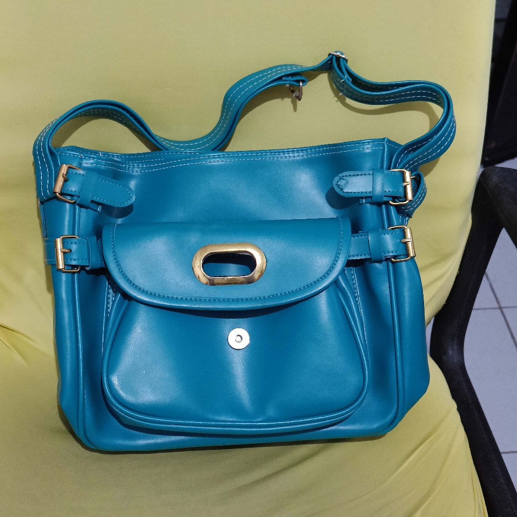Tas Bekas Perempuan Tosca Tanpa Merk
