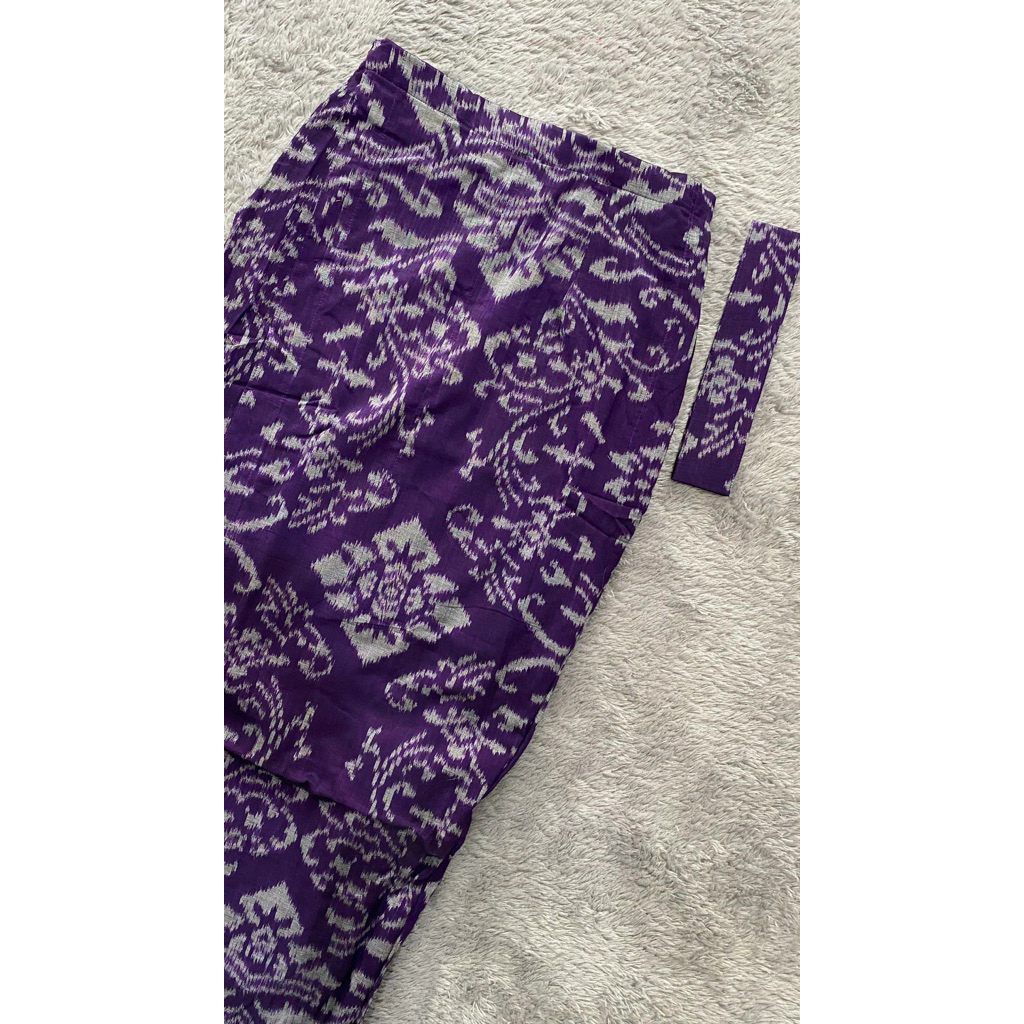 candrikaetnik / kamen endek jadi