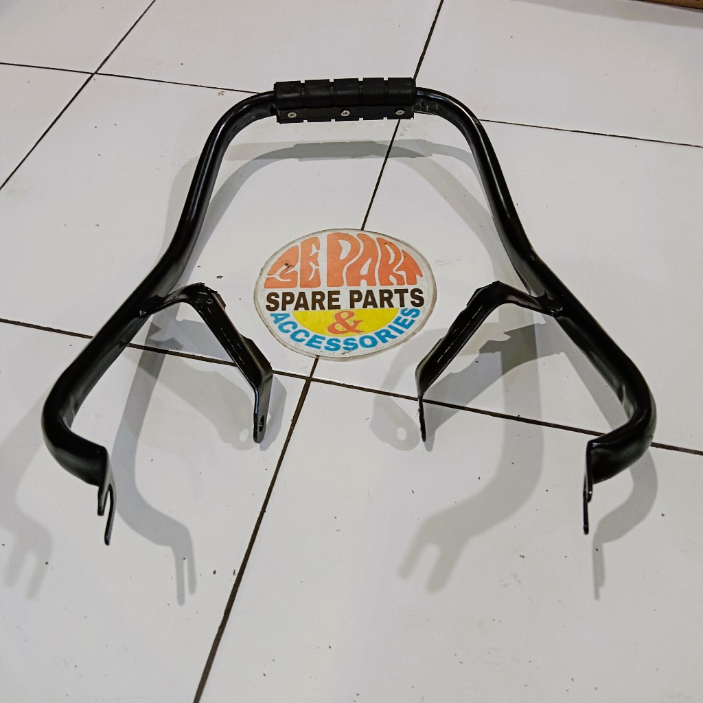 Behel jok Astrea STAR Prima HITAM Besi begel sadel belakang