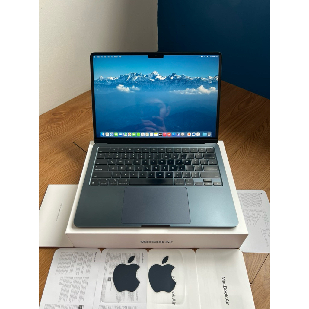 MacBook Air M2 8/256 iBox Fullset Mulus