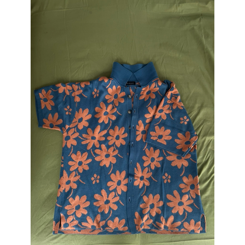 Preloved Noir Sur Blanc Flora Lounge Shirt