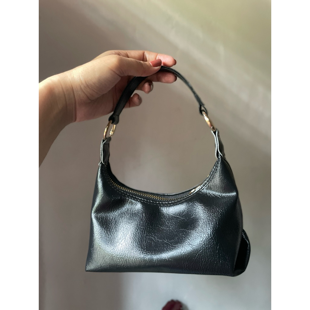 pl preloved mini sling bag by sweet sally