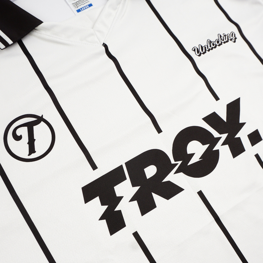 Troy Company Jersey White Unlocking Troy - Jersey Putih Garis Klasik Hitam JSM 3579