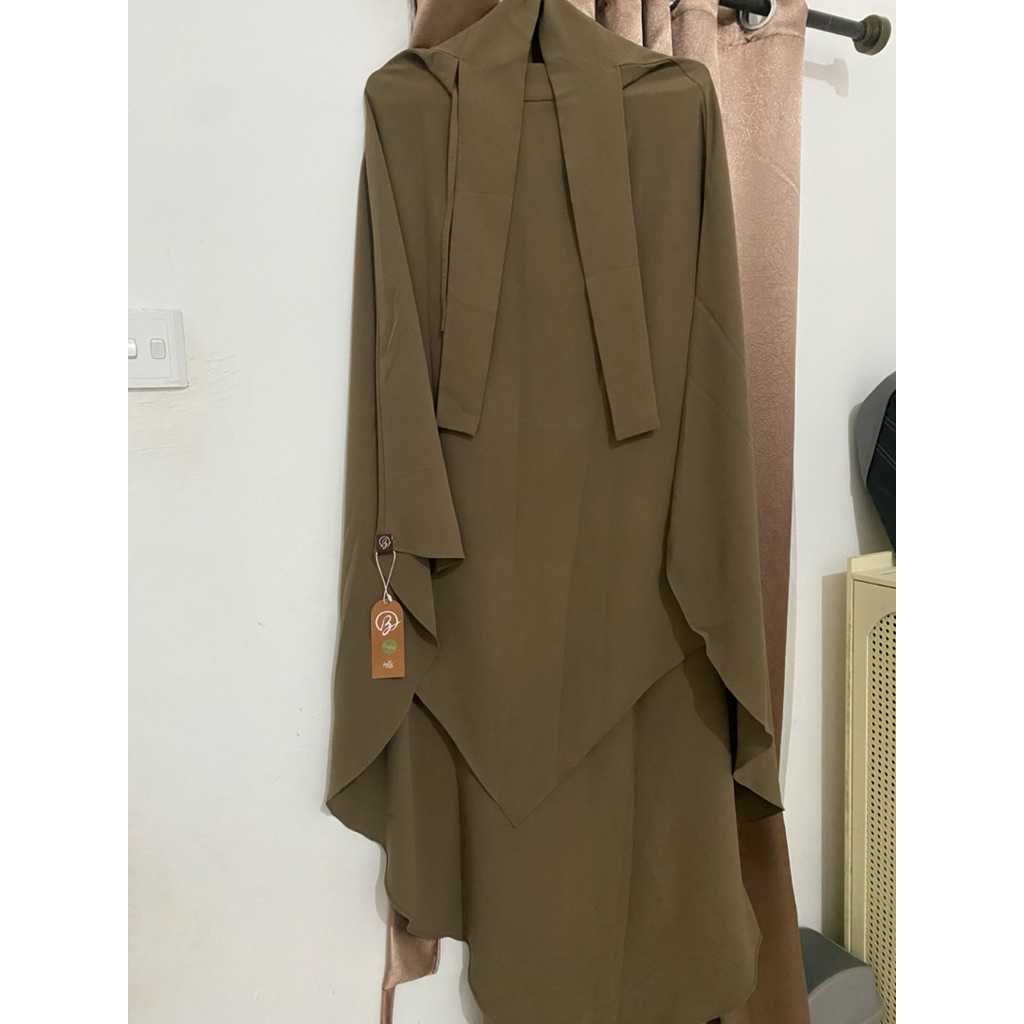 NWT Belle Khimar by Bellezash cutting FK