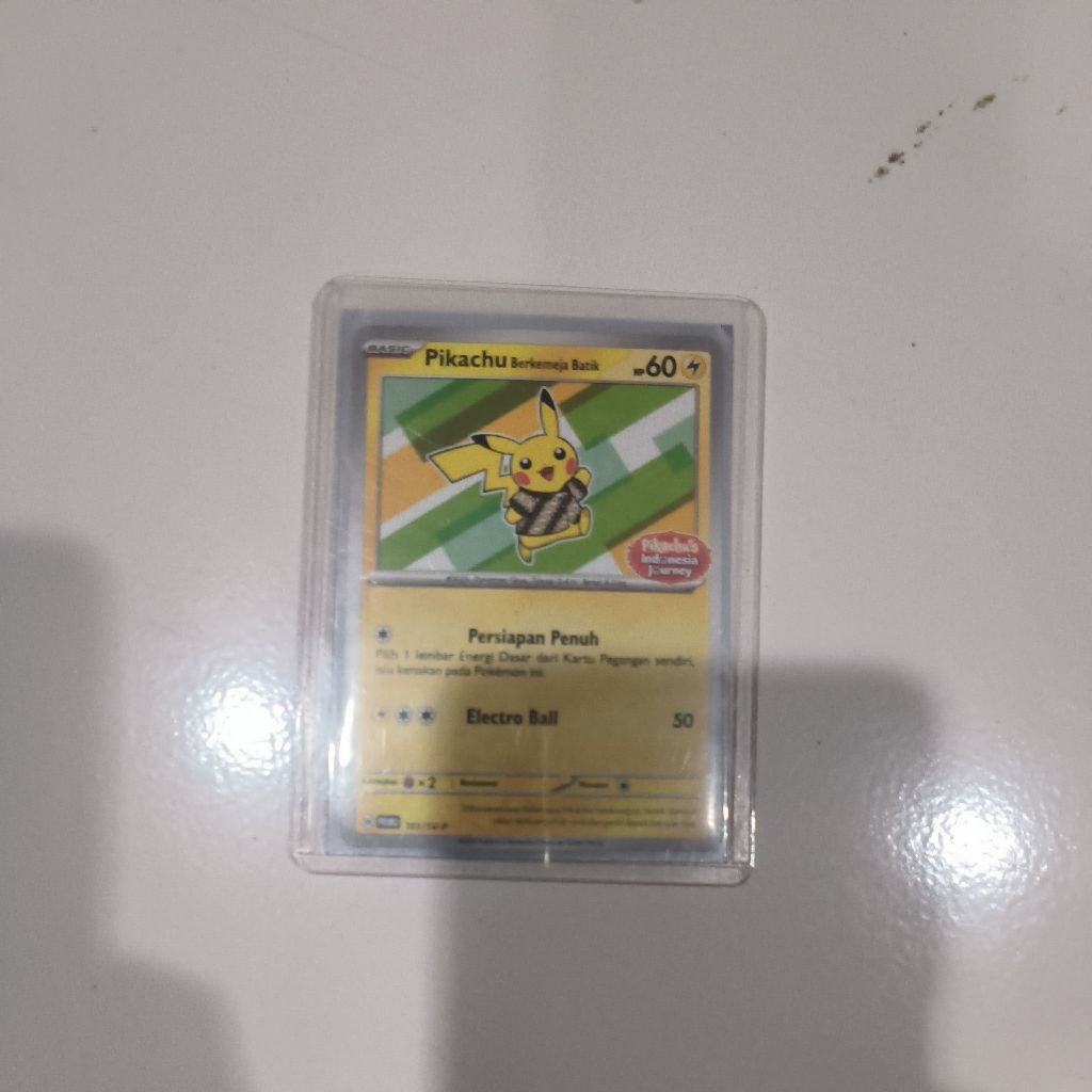 Pikachu berkemeja batik