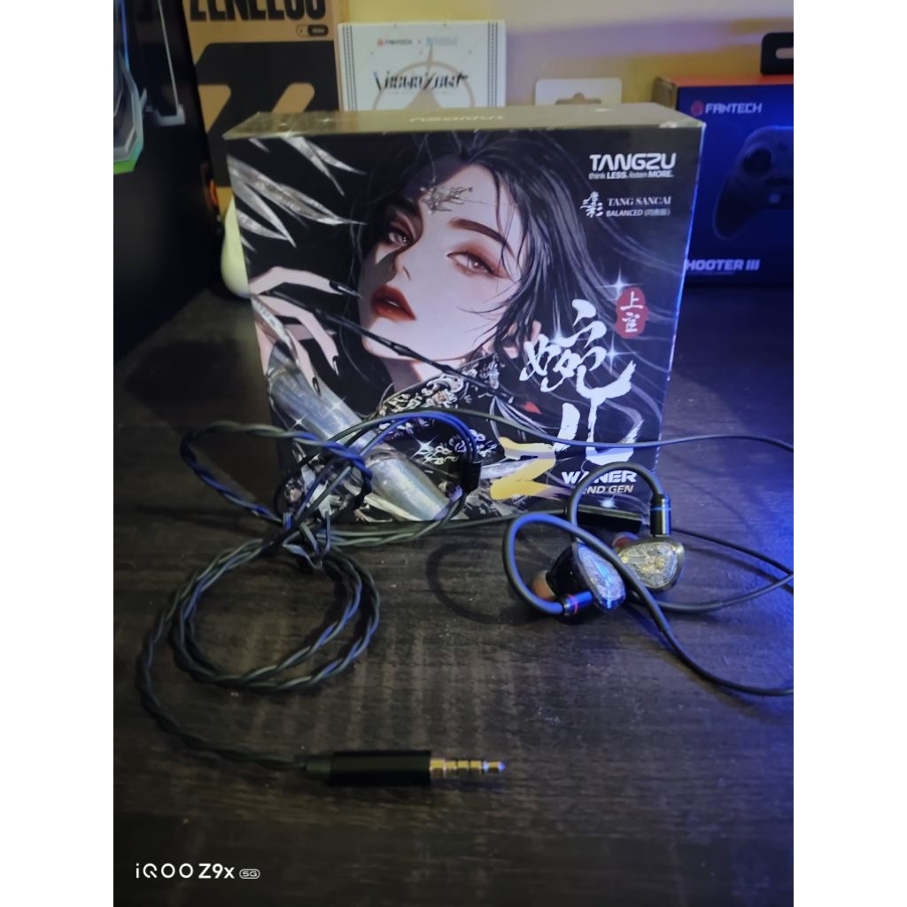 IEM Tangzu Wan'er 2 with mic