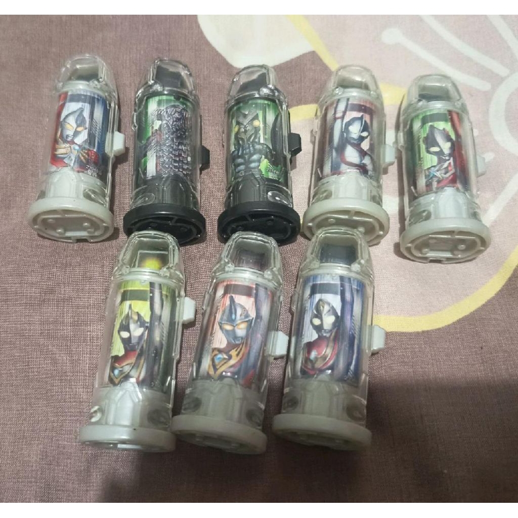 dx kapsul capsule Ultraman geed original bandai