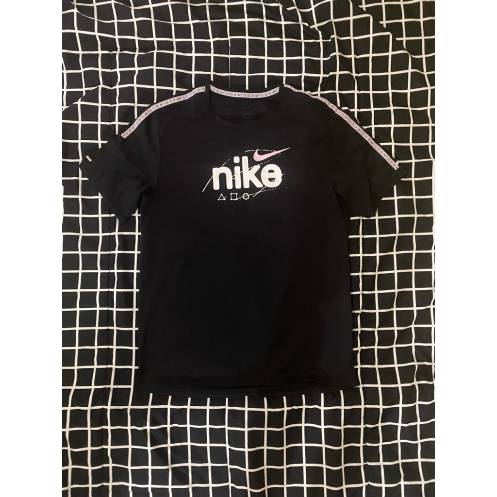 jersey running nike hitam size S