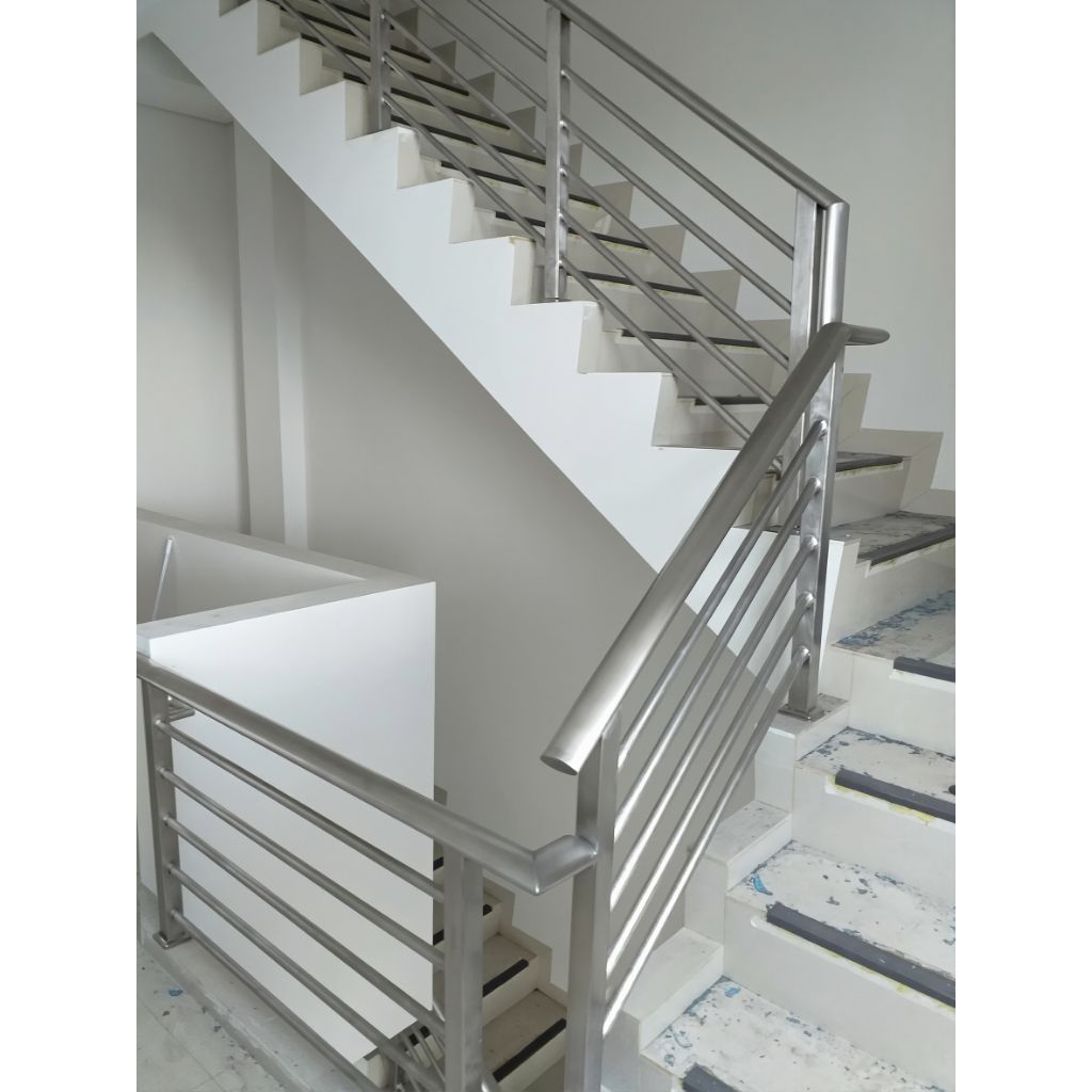 Railing Tangga Stainless 201 Minimalis Custom Bandung Kuat Anti Karat Harga per Meter