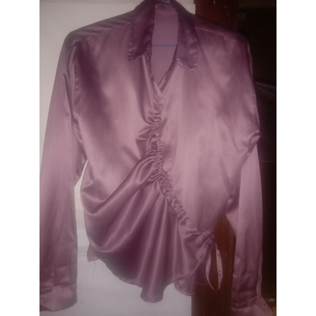 Preloved Kemeja Satin