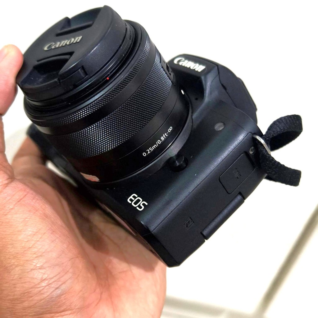 Kamera Mirrorless Canon M50 lensa kit 15-45mm.  camera bekas second APSC good condition masih bagus 