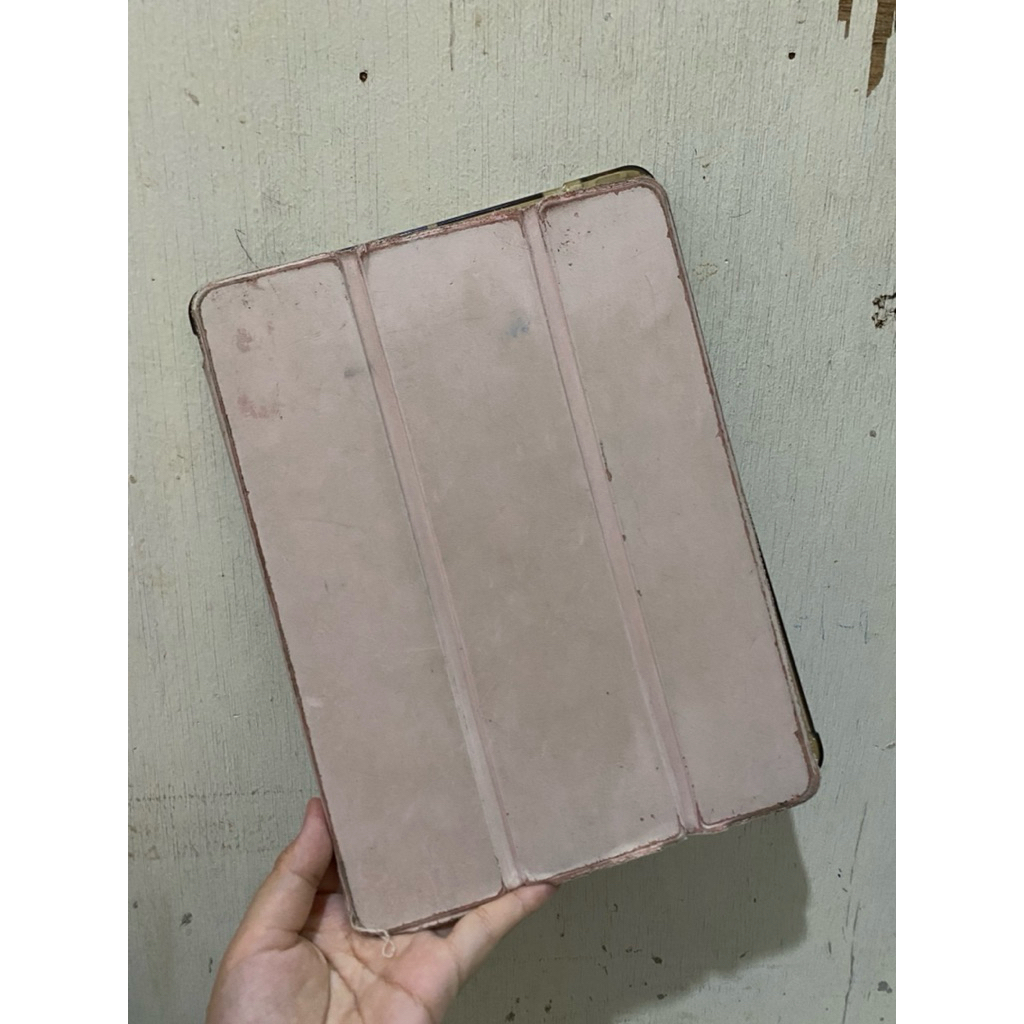 Preloved Casing Ipad Gen 9