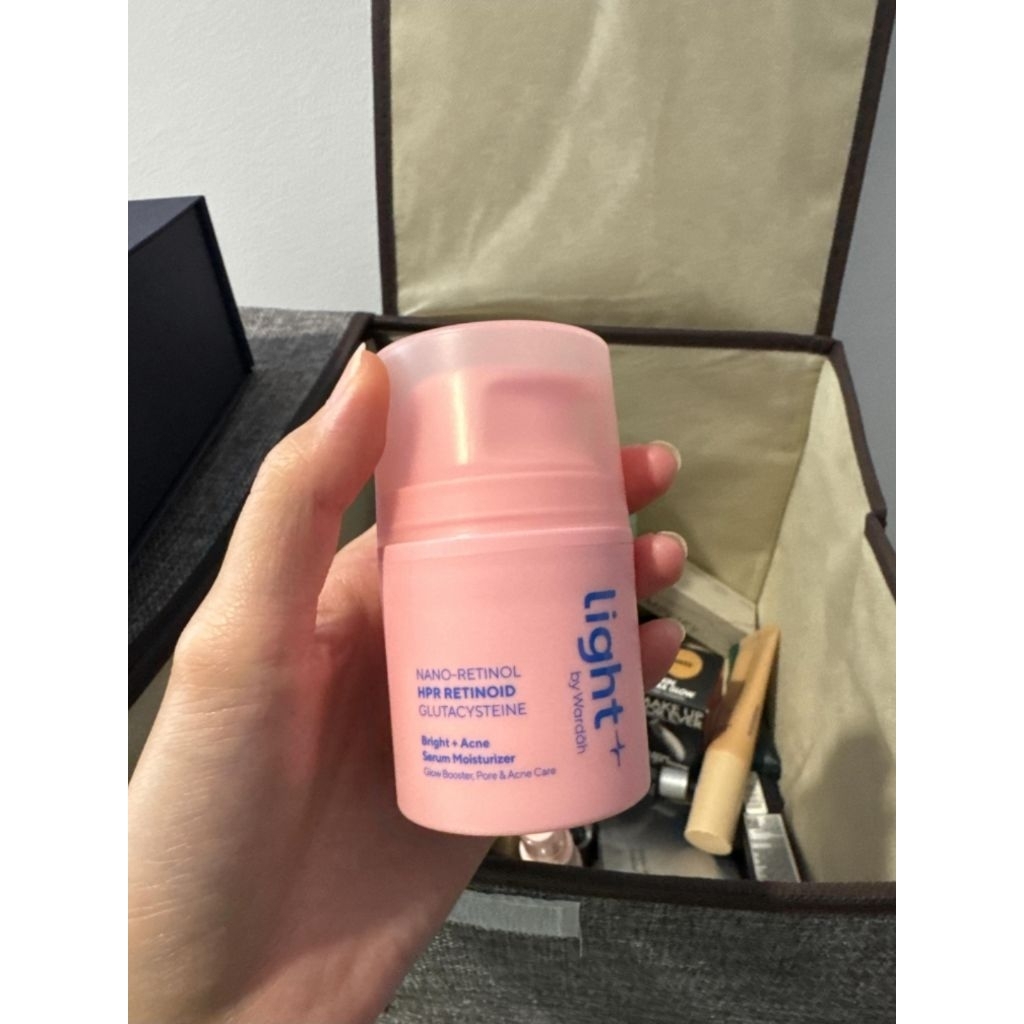Wardah light plus serum Retinol