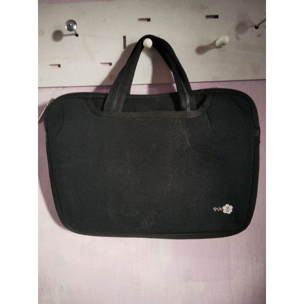 Tas laptop bekas