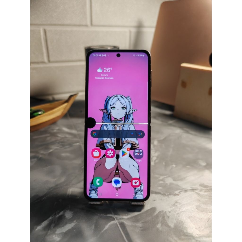 FLAGSHIP LIPAT TERMURAH SAMSUNG Z FLIP 4 (8/256GB) – Cuma 1 Juta-an