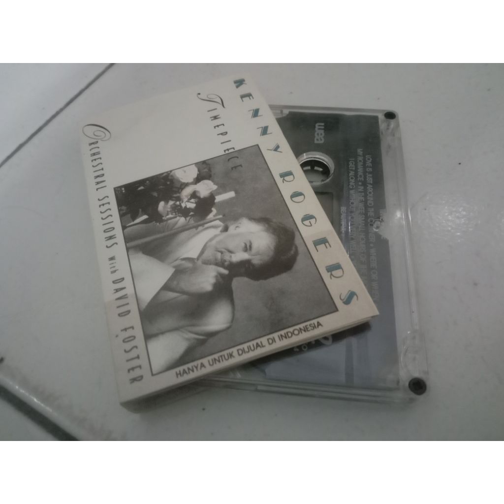 Kaset Pita Kenny Rogers