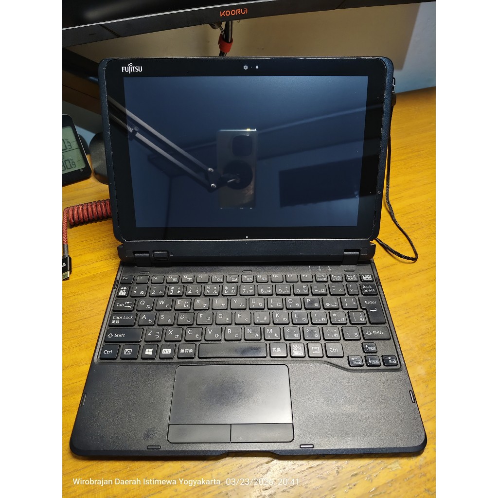Laptop Touchscreen Fujitsu Q507 X5-Z8550 RAM 4GB DDR3 eMMC 128GB Tablet Hybrid 10 Inch Arrows Tab