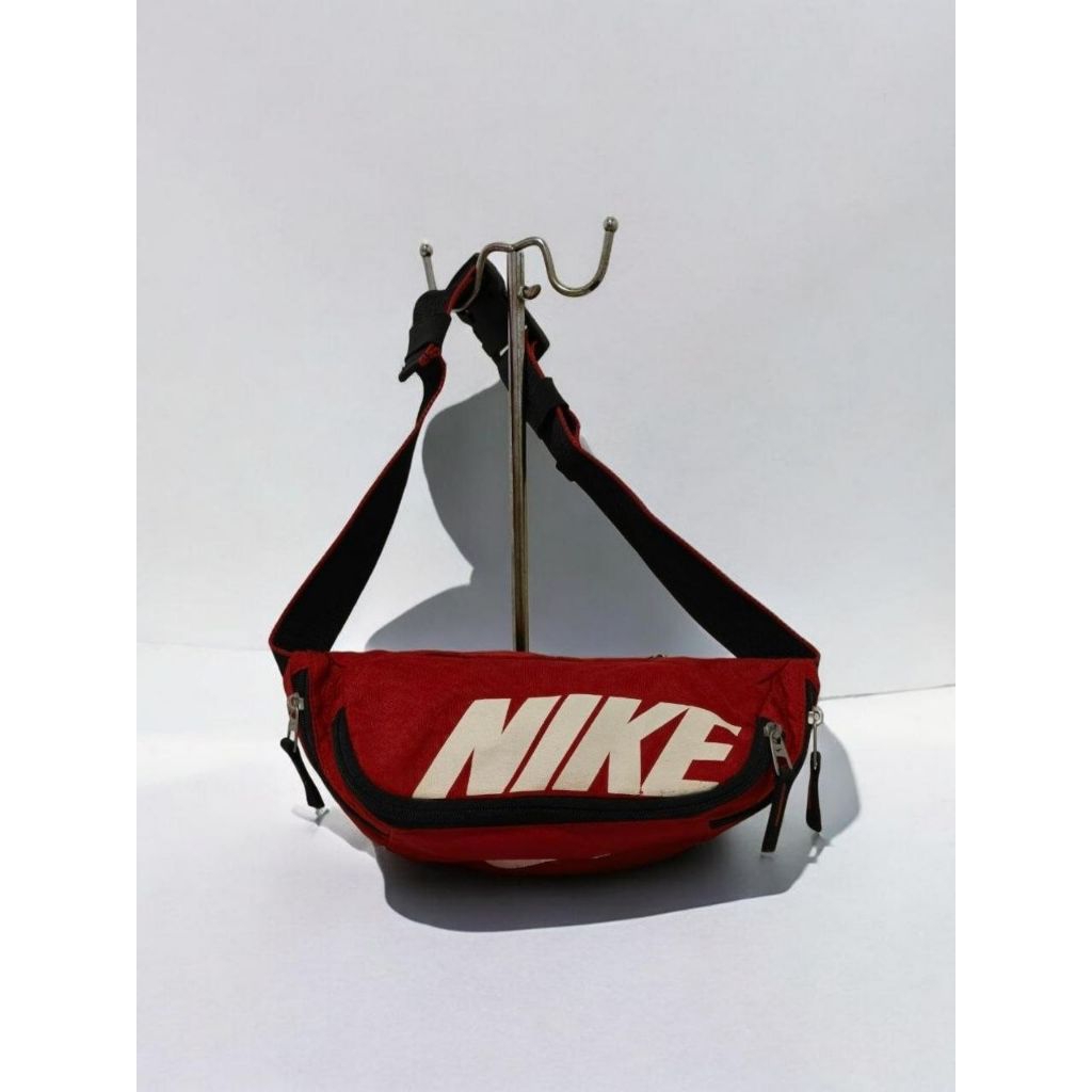 Nike Red Tech Hip Funny Pack 10L / Waistbag Original