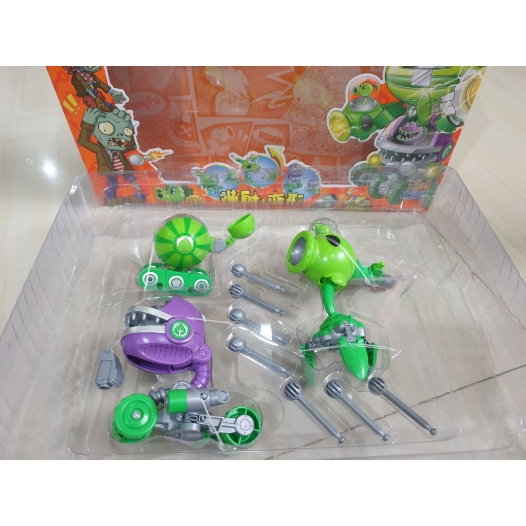 (Preloved) Mainan Anak Figure Plant Vs Zombie Robot P 3 in 1